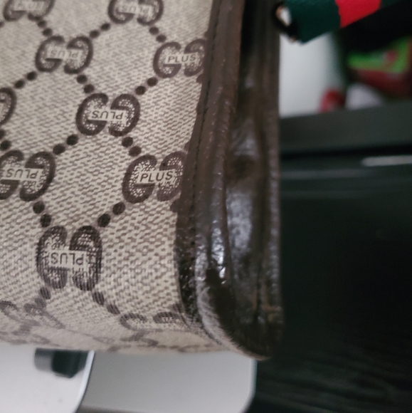 **Sold on Mercari* Gucci Handbag & Gucci Dustbag*** - Picture 10 of 17